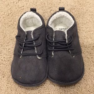 Baby booties grey